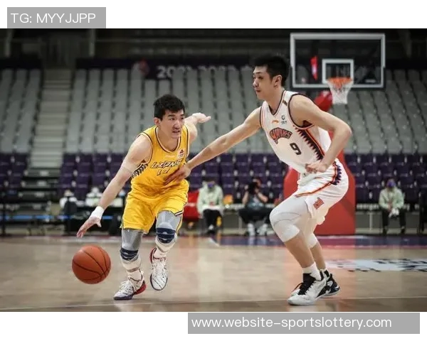 三少变孤少！孙铭徽扛起广厦单场45分如战神附体