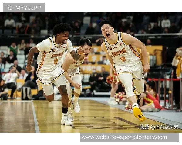 【体坛篮球秀】CBA评奖结果你服气吗？真相揭秘与背后操盘