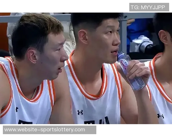 官方确认胡金秋脾脏破裂,手术顺利,静养三月迎来恢复希望 官方确认胡金秋脾脏破裂,手术顺利,静养三月迎来恢复希望