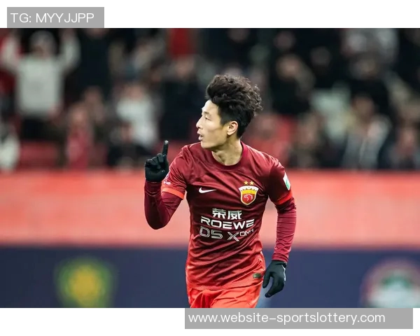 武磊呼吁新星接力传承,强调海港精神铸就未来