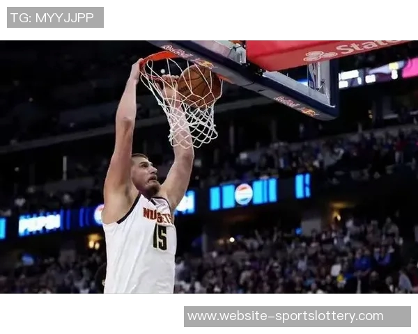 约基奇的传奇瞬间盖过亚历山大的精彩表现,篮球世界谁能阻挡这位纪录制造者? 约基奇的传奇瞬间盖过亚历山大的精彩表现,篮球世界谁能阻挡这位纪录制造者?