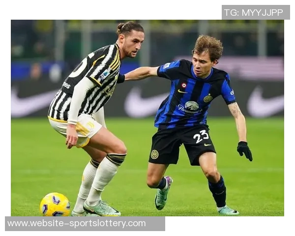 谁能忘记维阿那记子弹般的头球呢？那些年我们共同追忆的足球瞬间